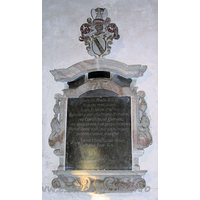 All Saints, Vange Church – Monument 2: Georgius Maule S.T.B. triginta tres annos hujus Eclesiae Pastor Spe certa resurrectionis futurae per Christum, ad gloriam exuvias carnis suae, prope cineres Mariae uxoris ejus, heic juxta reponi vivens, curavit, excessit