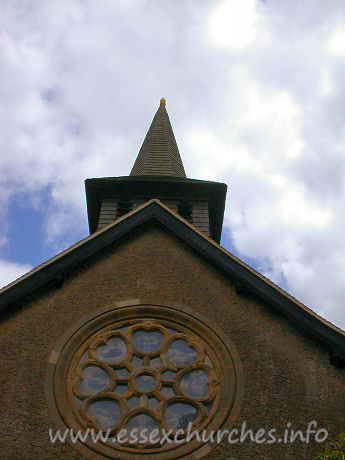 St Mary the Less, Great Warley Church – OK. The obligatory 'up tower' shot. Don't ask me why I like these shots ... I guess I just like to try and depict some of the height of the church. It all started with a shot I was particularly pleased with in Thaxted ... and I've done one for practically every church I've visited since! Directly after taking this shot, I noticed a gardener tending to the flower beds and lawns. Hence the beautiful condition of the place. After a lengthy chat, and after him reassuring me that the 'old' church no longer existed S of the A127, he offered to pop home and get the keys to the church for me!