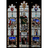 St Mary the Virgin, Prittlewell Church – Stained Glass 9: In glad remembrance of Alderman Thomas Dowsett, J.P., First Mayor of the Borough of Southend-on-Sea, 1892-3 and Alderman Herbert Arthur Dowsett, J.P. Mayor of the County Borough of Southend-on-Sea, 1925-26, 1937-39.
