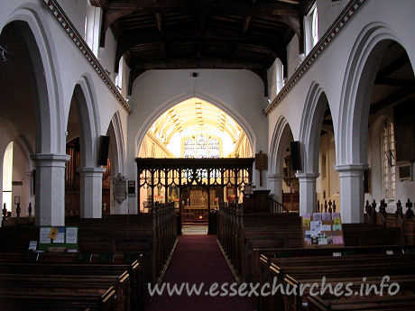 St Margaret, Barking Church – The clerestory windows seen here are C18, whilst the rest of the nave is C15.