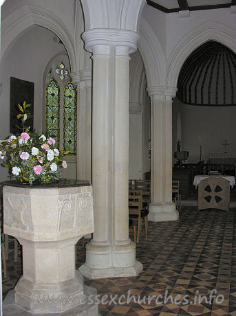 St John the Baptist, Little Maplestead Church – An attempt to show the shape of the nave. This is the view looking from the W end, into the northern part of the nave.