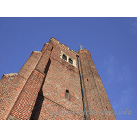 St Andrew, Rochford Church – Exterior 4: *** "The pièce de résistance is the big tall W tower of brick, ..." *** The Buildings of England: Essex by Nikolaus Pevsner, 1954 (2nd edition revised Enid Radcliffe, 1965). By permission of Yale University Press.