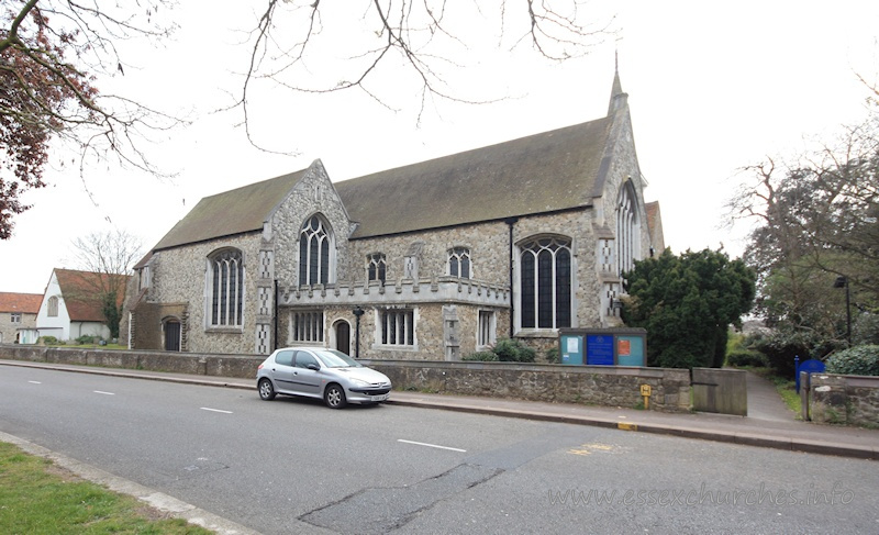 Holy Trinity, Southchurch Church – This image of the church pretty much shows the extent of Comper's extension of 1906, which left the newer part of the church at the same length as the old Norman church.