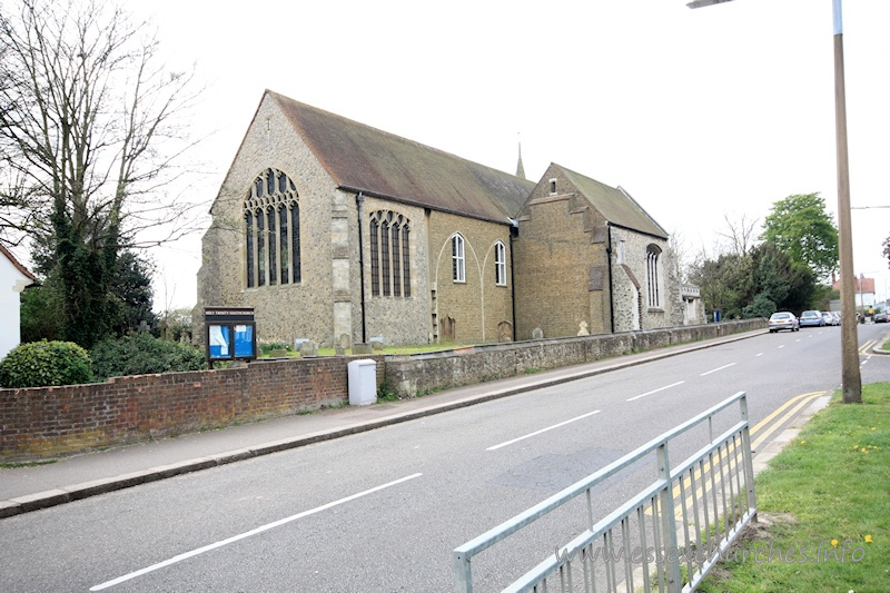 Holy Trinity, Southchurch Church – This image shows the further extension by F.C. Eden, between 1931 and 1932, when the chancel was extended eastwards. This greatly extended the length of the church, but it is clear from the yellow brickwork that further enlargement was planned, but never achieved.