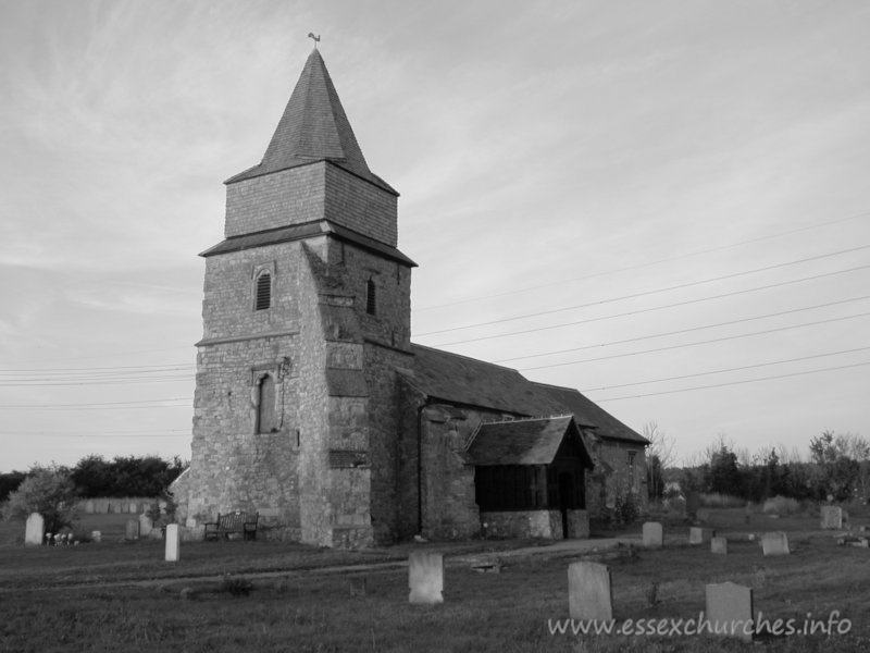 St Margaret, Bowers Gifford Church – I discovered this church by accident. I would obviously have eventually found it methodically, but I was driving home from having photographed Vange, when I saw Church Road. Being in Churchcrawling mode, I had to follow the road. I was glad I did. The sunset was beginning as these pictures were taken.