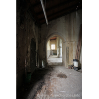 St John the Baptist, Mucking Church – Interior 17: Looking westwards along the S aisle.