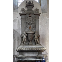 St Mary, Hatfield Broadoak Church – Monument 2