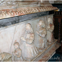 St Michael, Theydon Mount Church – Monument 5: ... and four daughters.
