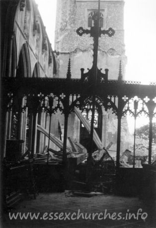 St Peter Ad Vincula, Coggeshall Church – One of a series of 8 photos bought on eBay. Photographer unknown. "From the altar steps. Showing the ruined nave." - dated September 1940.