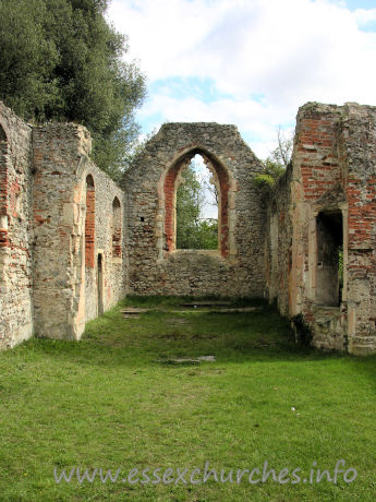St Peter (Ruins), Alresford Church – The interior of the church, looking east towards the chancel.