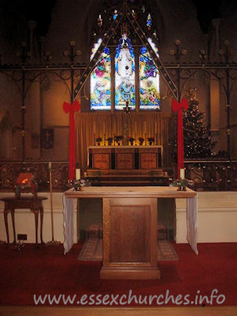 St Andrew, Romford Church – This image was kindly supplied by Father John-Francis Friendship. Please visit the church's own website here.