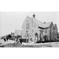 Avenue Baptist Church, Southend-on-Sea Church – Postcard 1: This postcard scan was kindly supplied by Tony Brown of http://www.miltonconservationsociety.com.