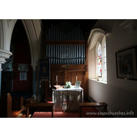 Holy Trinity, Hatfield Heath Church – Interior 5